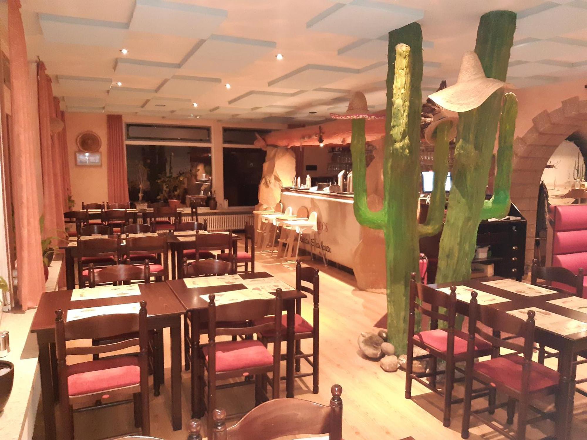 Desperados Mexican Steakhaus Und Hotel برغن المظهر الخارجي الصورة